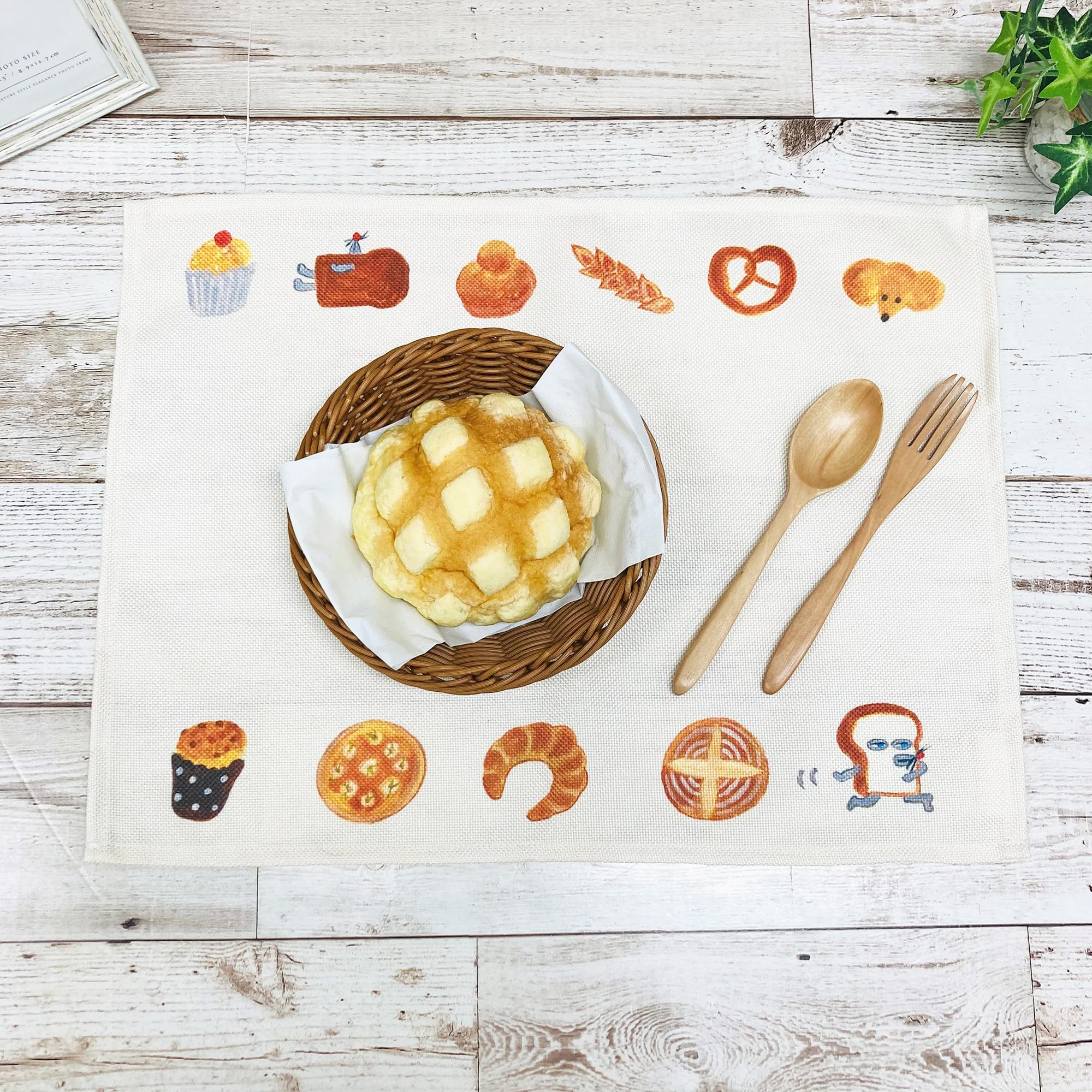 Amazon｜MORIPiLO パンどろぼう ランチョンマット 布 コースター